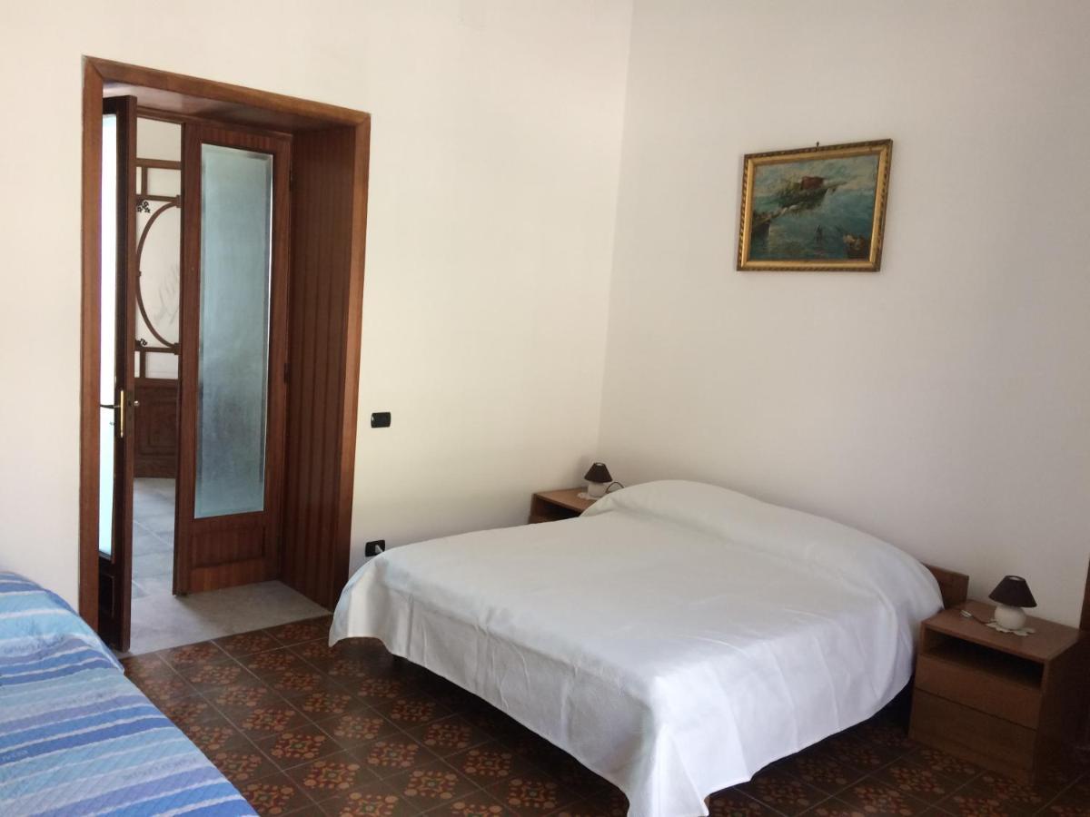 The Reef House Bed & Breakfast Поцуоли Екстериор снимка