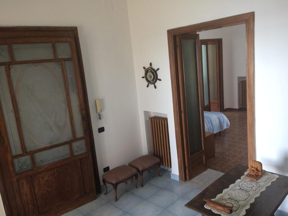The Reef House Bed & Breakfast Поцуоли Екстериор снимка